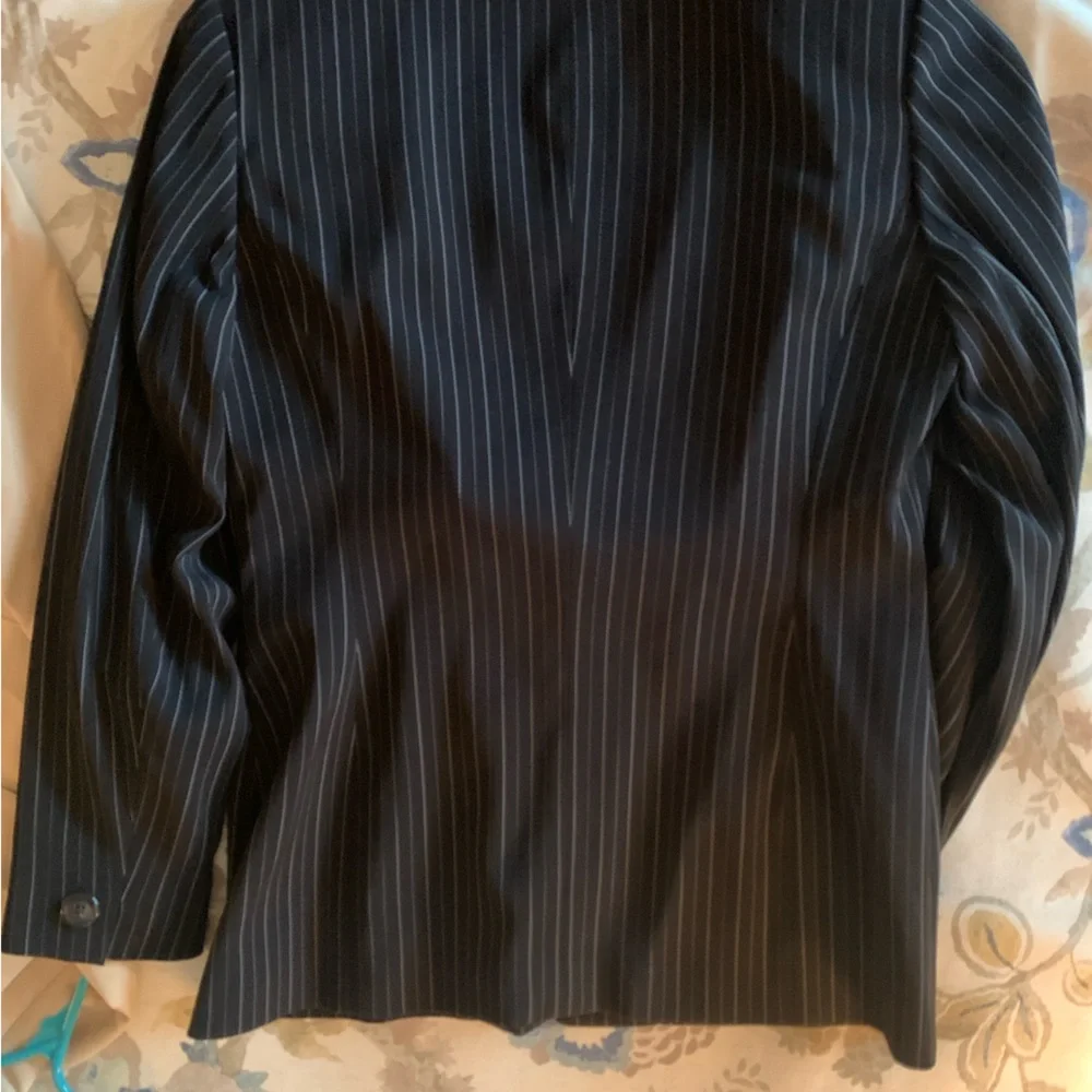 Brand New Jones New York Suits & Blazers | Women 2 Piece Black Pinstripe Suit - Picture 4 of 7